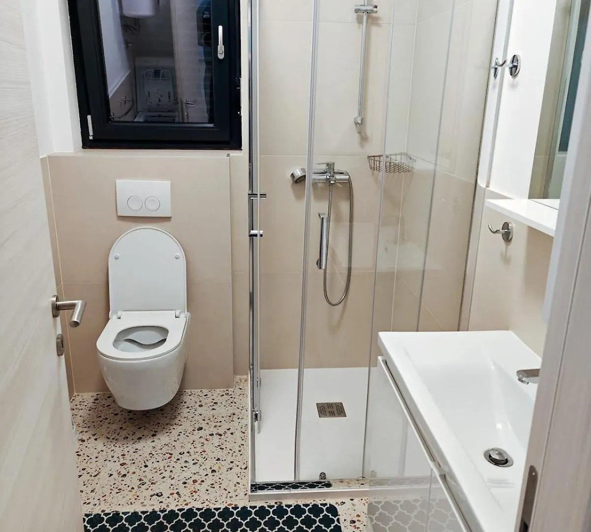 Apartment Eleonora Mare Pula 0*,  Hırvatistan