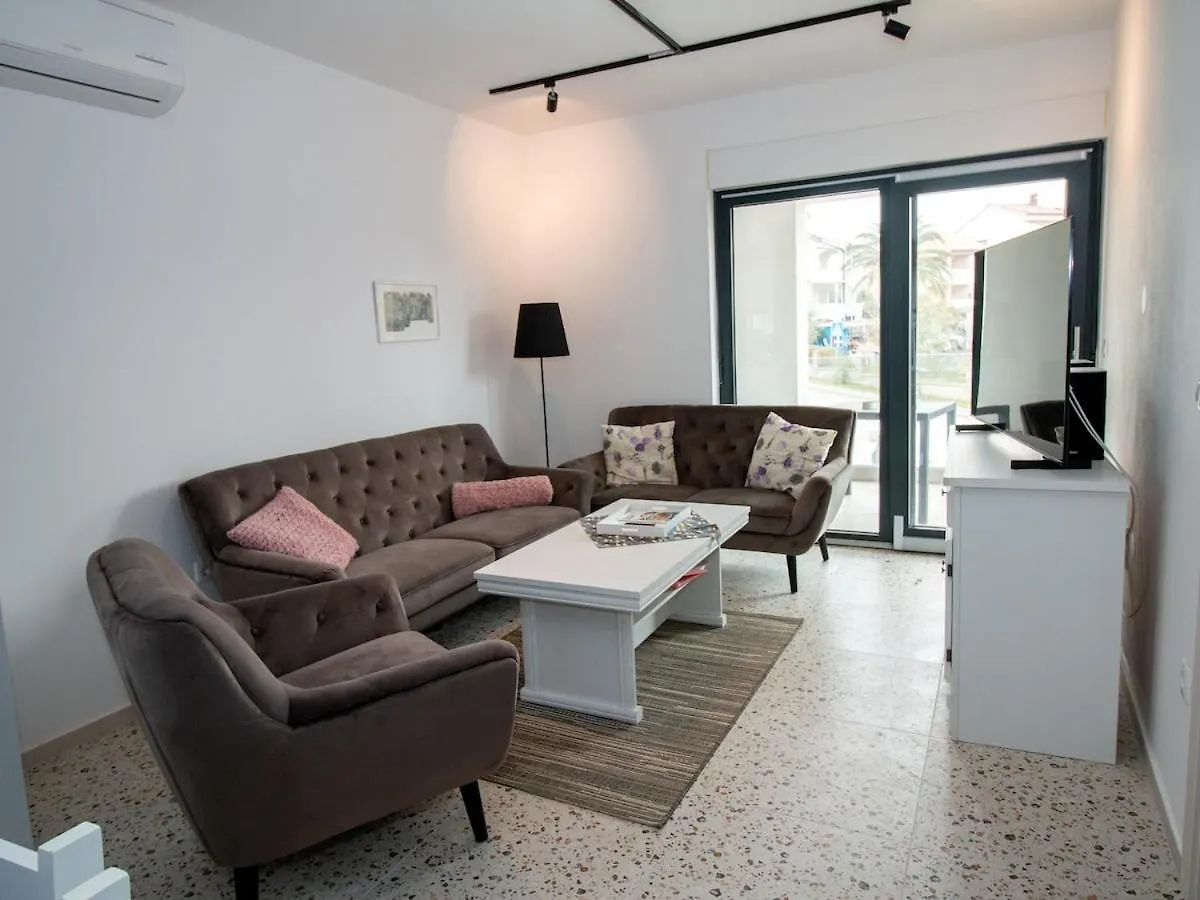Apartment Eleonora Mare Pula